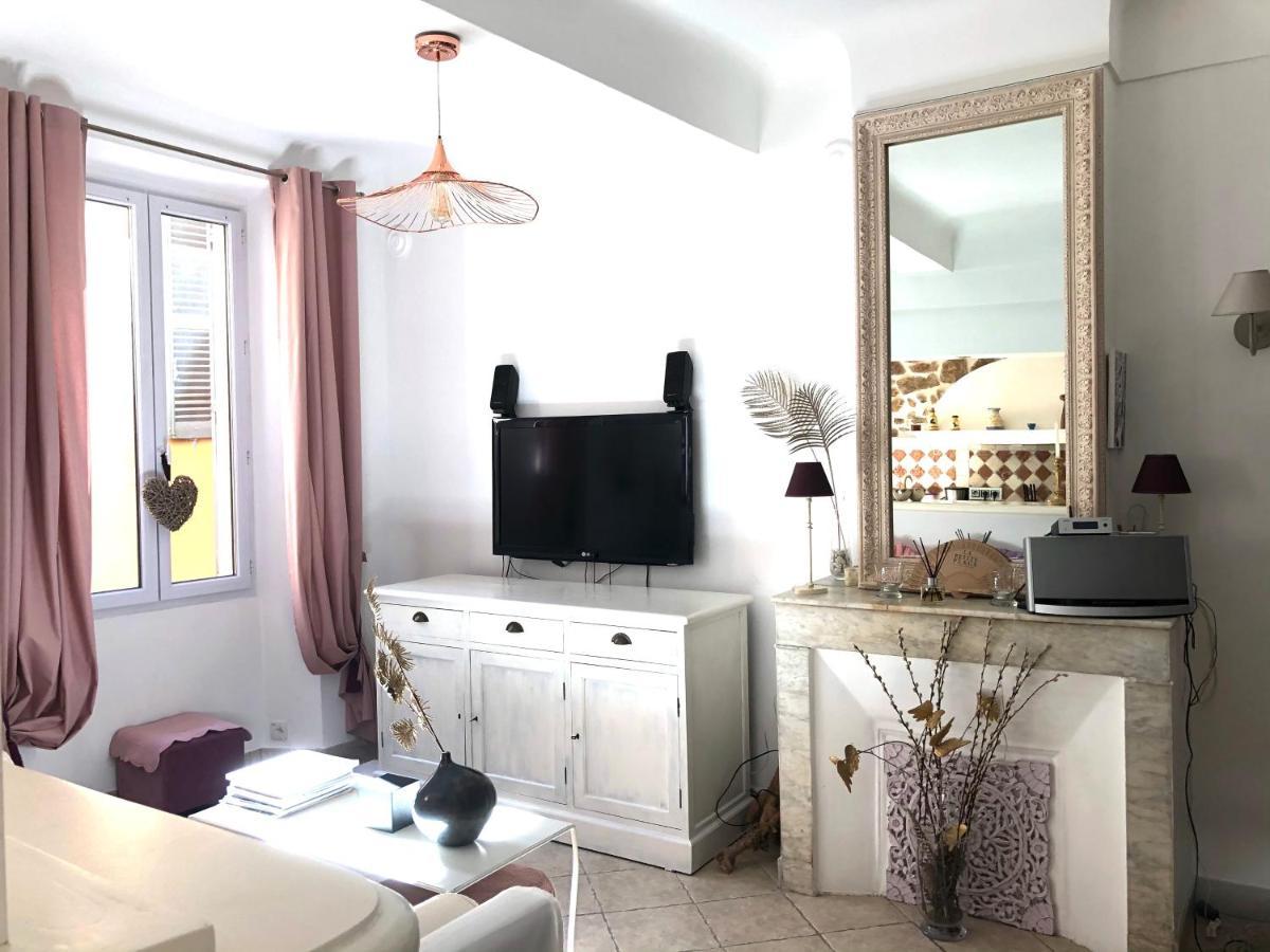 Appartement De Charme Au Coeur De Saint-Tropez Dış mekan fotoğraf