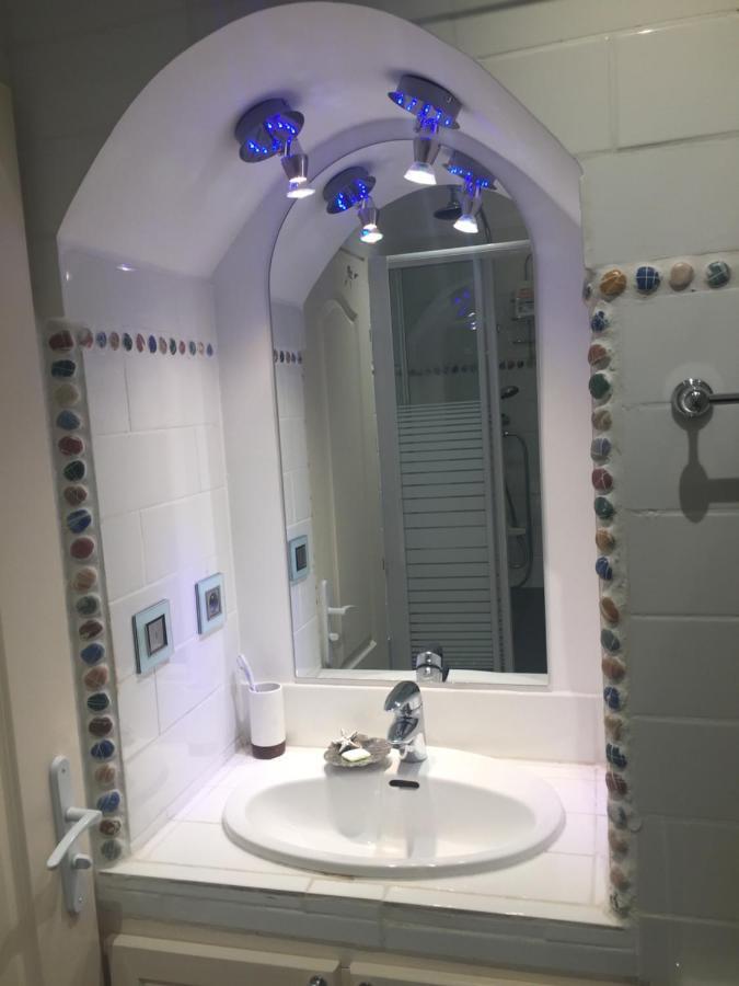Appartement De Charme Au Coeur De Saint-Tropez Dış mekan fotoğraf